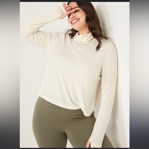 Old Navy Ultralite Turtleneck size large tall - Picture 4 of 12